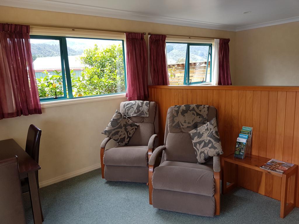 The Little Farm Coromandel Hotel ภายนอก รูปภาพ