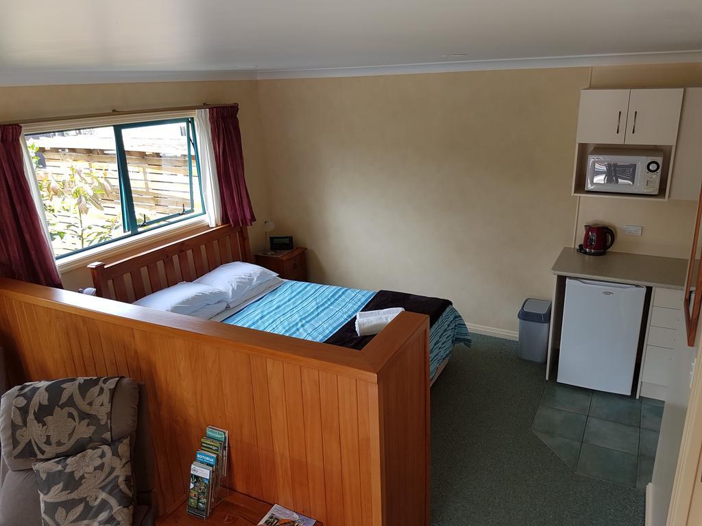 The Little Farm Coromandel Hotel ภายนอก รูปภาพ